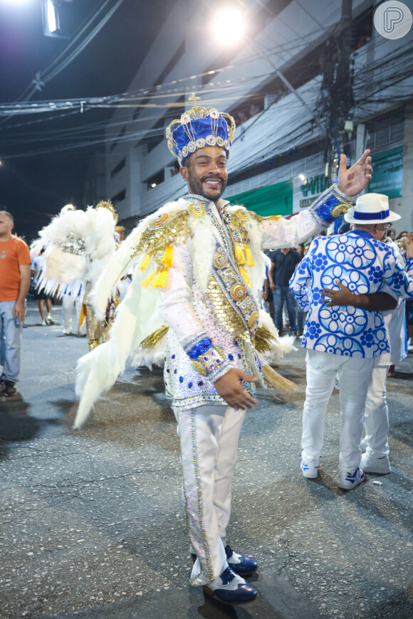 Do 'Dança dos Famosos 2024', Samuel de Assis esbanjou simpatia em desfile da Beija-Flor no pós-carnaval