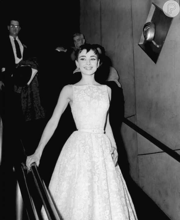 Audrey Hepburn usou look de US$ 131.292 para o Oscar 1954