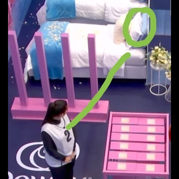 Segundo internautas, Giovanna teria visto a 'cama premiada' enquanto ainda cumpria a segunda etapa