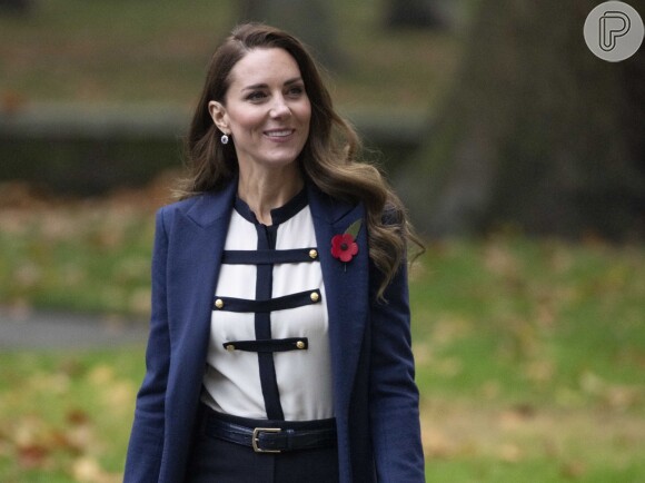 Kate Middleton revelou câncer aos três filhos de modo intimista