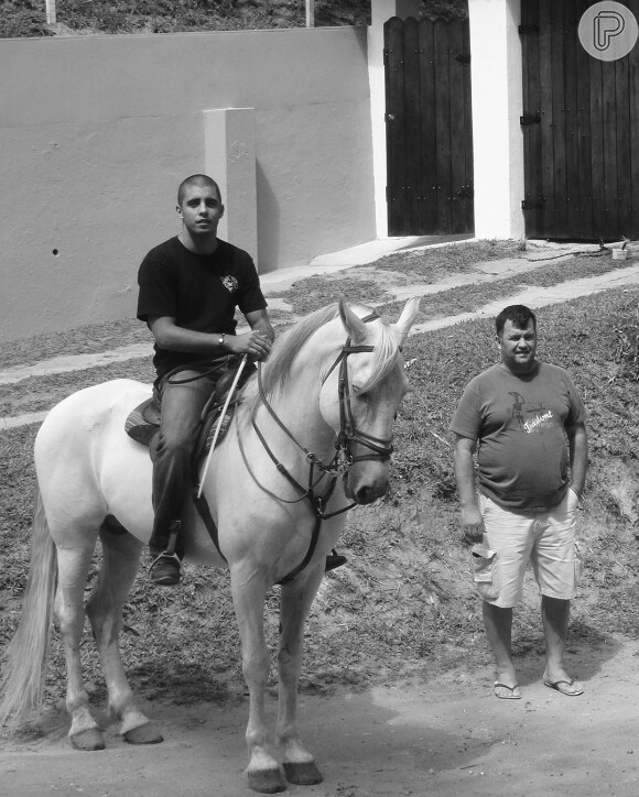 Pedro Scooby relembra bons momentos com o pai e conte que foi ele quem o ensinou a montar a cavalo