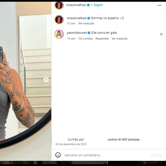 Yasmin Brunet vem deixando comentários elogiosos a Mia Carvalho, cantora apontada como sua affair, nas redes sociais