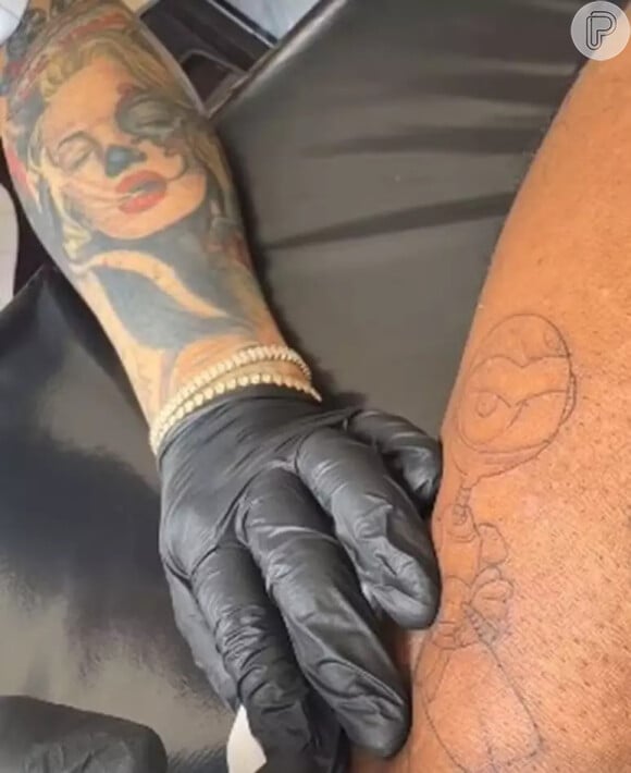 Rodriguinho também fez uma tatuagem em homenagem ao 'BBB 24'