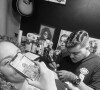 'BBB 24': Pitel fez sua tatuagem enquanto assistia uma live da amiga, Fernanda Bande