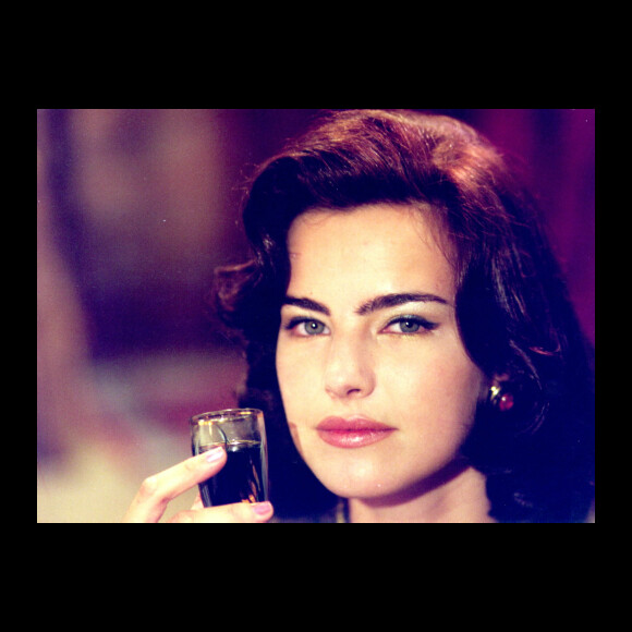 Ana Paula Arósio estreou na Globo na minissérie 'Hilda Furacão' (1998)