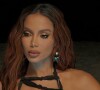Anitta está prestes a lançar um clipe para a música 'Aceita', presente no álbum 'Funk Generation'; o lançamento aconteceria na quarta-feira (15), mas foi adiantado para quarta-feira (14)