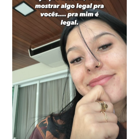 Ana Castela usou suas redes sociais para mostrar a evolução de sua pele após tratamentos contra a acne