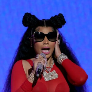 Nicki Minaj afirma que foi presa por 'posse criminosa de arma com a intenção de usar': 'Eu a usei'