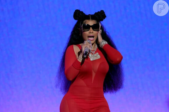 Nicki Minaj afirma que foi presa por 'posse criminosa de arma com a intenção de usar': 'Eu a usei'