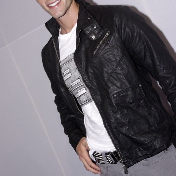 Jonatas Faro interpretou Conrado em 'Cheias de Charme', mas sumiu das novelas depois de 2019