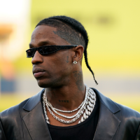 Mais um! Atração do Rock In Rio, Travis Scott é preso por embriaguez e invasão de propriedade: 'Ficou irado, gritando palavrões'