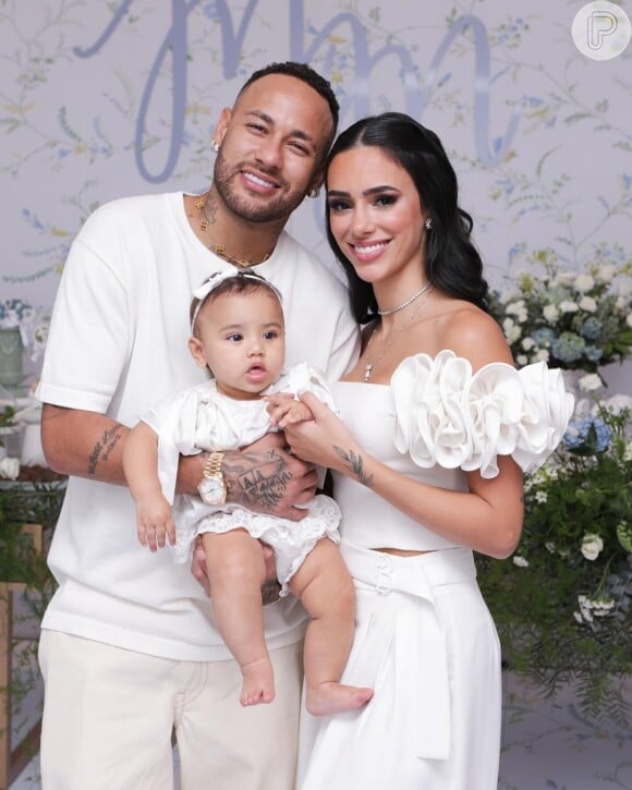 Filha de Neymar e Bruna Biancardi, Mavie foi batizada na Igreja Católica no começo de junho de 2024