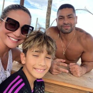 Hoje aos 44 anos, Ana de Biase é casada com o lutador João Resende Tristão e tem um filho, João Victor, de 9 anos