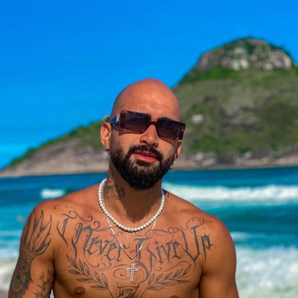 Gabriel Felinto disse que foi dispensado do trabalho na 'Dança dos Famosos' a pedido de Lexa