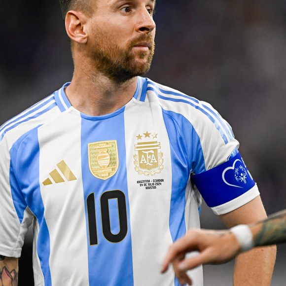 Lionel Messi foi reprovado pela Miss Bumbum Larissa Sumpani caso quisesses ser criador de conteúdo adulto