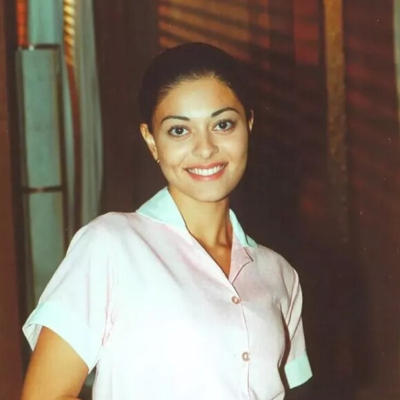 Dois anos depois, em 2000, Juliana Paes interpretou Ritinha em 'Laços de Família'