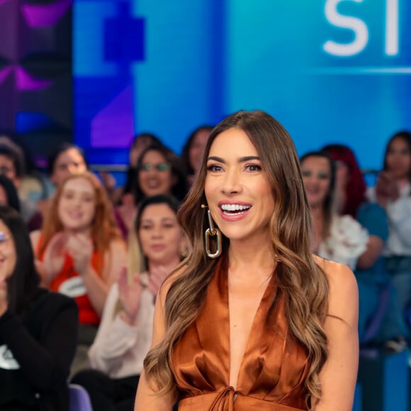 SBT e Patricia Abravanel são alvo de processo na Justiça por ex-participante do 'Em Nome do Amor' após resgatarem imagens dela na atração