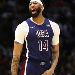 O décimo atleta mais bem pagos das Olimpíadas 2024 é o jogador de basquete norte-americano Anthony Davis, ganhando US$ 46,2 milhões