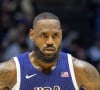 O segundo atleta mais bem pago é o astro do basquete norte-americano Lebron James, com US$ 128,2 milhões anuais