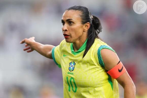 Marta Silva chega à sua sexta Olimpíada em um relacionamento sério com a jogadora de futebol Carrie Lawrence