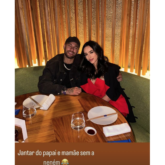 Neymar e Bruna Biancardi saíram para um jantar a sós sem Mavie neste sábado (27)