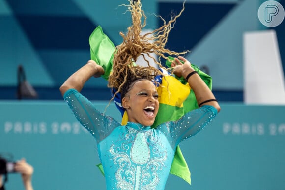 Rebeca Andrade conquistou uma medalha de ouro nas Olimpíadas de Paris 2024 nesta segunda-feira (05)