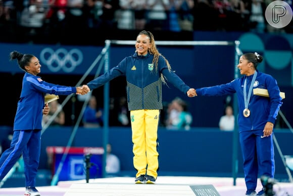 A interação entre Rebeca Andrade, Simone Biles e Jordan Chiles emocionou a fotógrafa