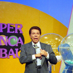 Silvio Santos apresentou o programa 'Super Trinca' nos anos 1990