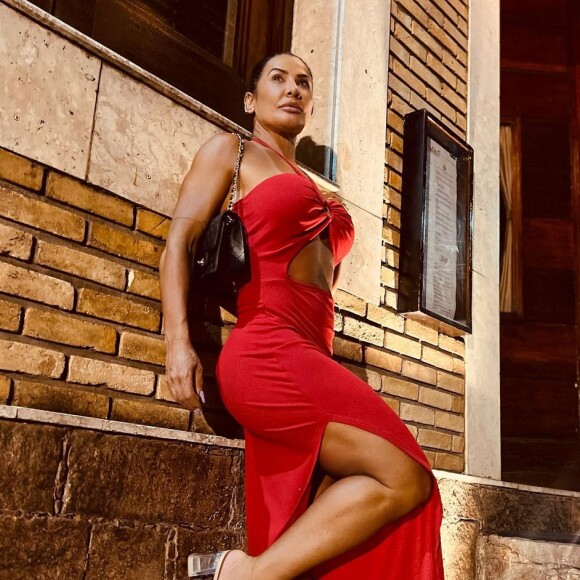 Pouca gente sabe, mas o excesso de preenchimentos, como os de Scheila Carvalho, pode oferecer riscos à saúde