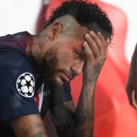 Sem sossego! Neymar é detonado na web por ignorar festa da filha Helena e pela beleza da bebê: 'Não parece o pai'