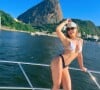 Flávia Alessandra não tem um resquício sequer de Cristina e esbanja fotos sexy's em suas redes sociais