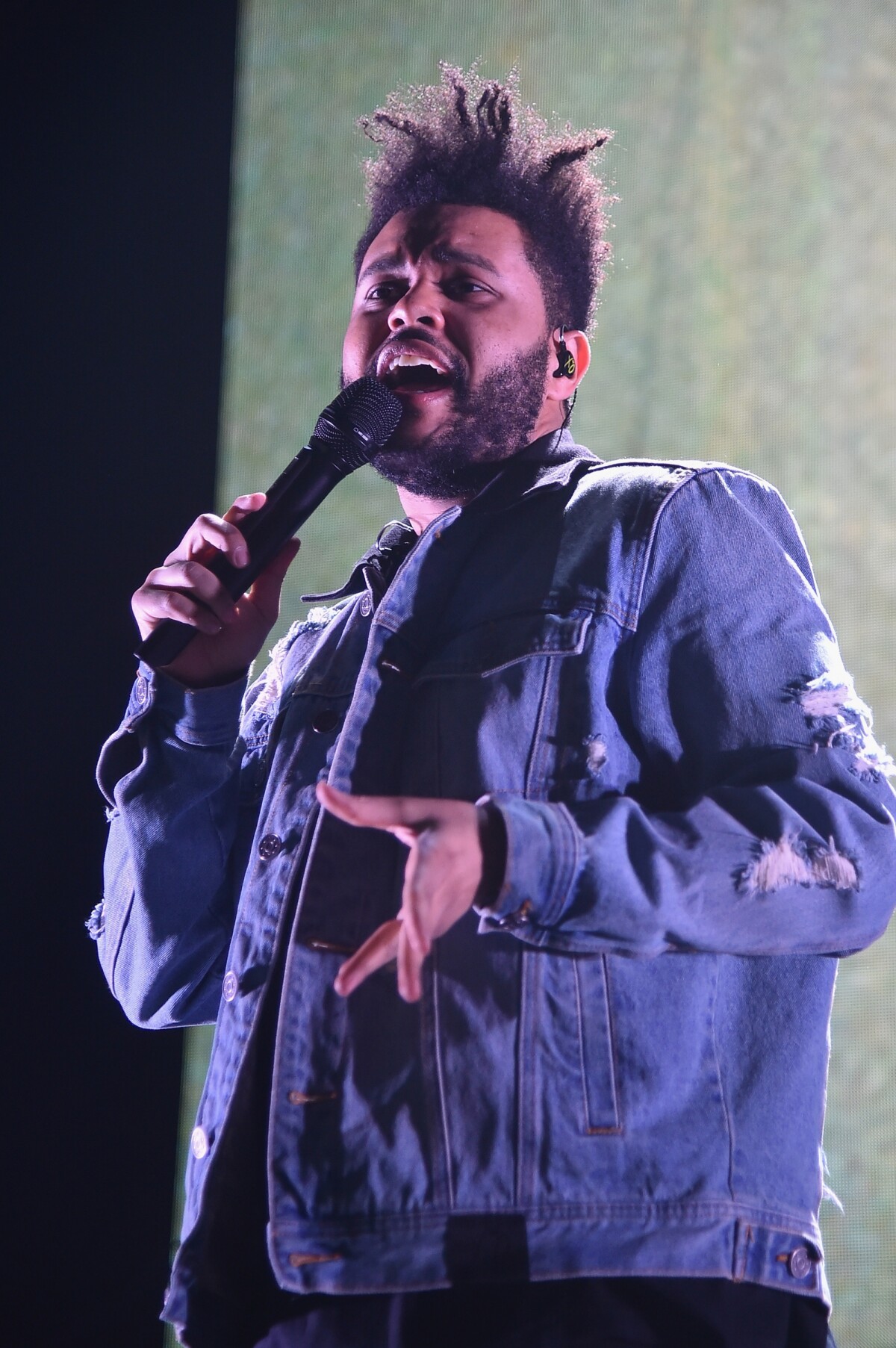 Foto: The Weeknd lançará funk com sample de Tati Quebra Barraco ...