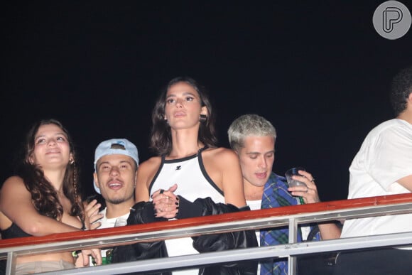 Bruna Marquezine e João Guilherme causaram bastante repercussão durante a passagem pelo primeiro fim de semana do Rock in Rio