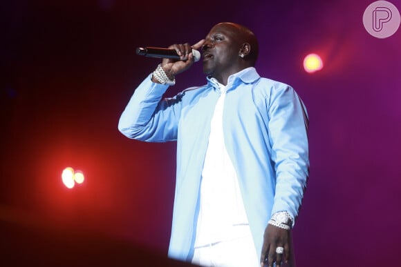 Akon também foi detonado por internautas por cantar playback no Rock in Rio 2024