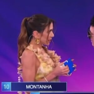 Web reprovou Marrone falando muito perto de Patricia Abravanel em jogo do SBT: 'Até a gente assistindo se sentiu mal, imagina ela nessa situação...'