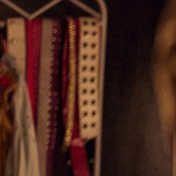 Ayrton Senna (Gabriel Leone) e Xuxa Meneghel (Pâmela Tomé) na série da Netflix