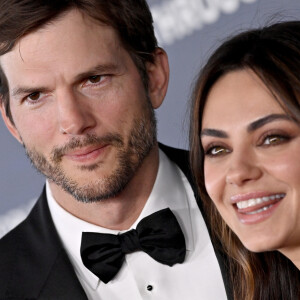 Ashton Kutcher e Mila Kunis estão no centro da discussão agora