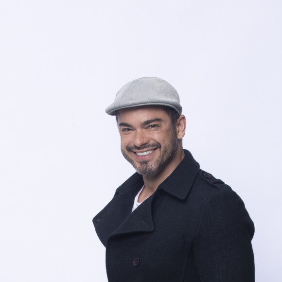 A Fazenda 2024: Sidney Sampaio 'não está tendo surto nenhum, ele está ótimo, muito bem, pelo que eu tenho acompanhado pelo PlayPlus', diz irmã