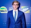 Joaquim, filho de Angélica e Luciano Huck, posa de galã em jantar em homenagem aos 30 anos do legado de Ayrton Senna