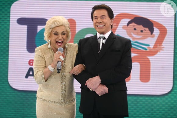 Silvio Santos e Hebe Camargo por muitos anos dividiram o encerramento do 'Teleton'