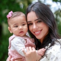 Quanto luxo! Filha de Neymar e Bruna Biancardi, Mavie visita zoológico com look grifado e carrinho de mais de R$ 30 mil