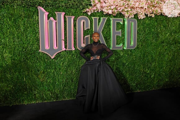 Cynthia Erivo é Elphaba, a bruxa má do oeste em 'Wicked'