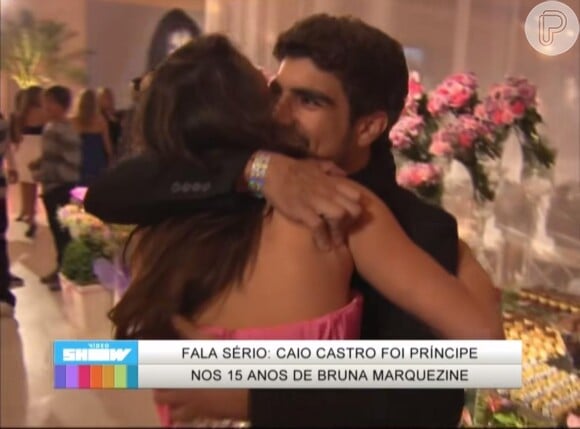 15 anos de Bruna Marquezine: Caio Castro foi o Príncipe da atriz.