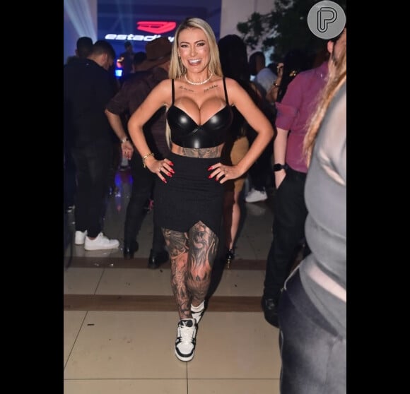 Andressa Urach recebeu uma previsão da vidente Michelle Castro, também conhecida como 'Dona do Destino'.