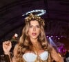 Ana Paula Minerato em foto do ensaio da Gaviões da Fiel Torcida para o carnaval 2025 em outubro de 2024