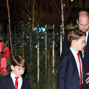 Príncipe George, de 11 anos, a Princesa Charlotte, de 9, e o Príncipe Louis, de 6, acompanharam os pais.