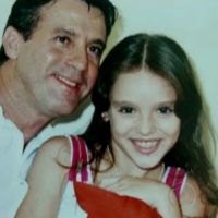 Mãe de Isabelle Drummond comenta prisão de suspeito pela morte do pai da atriz