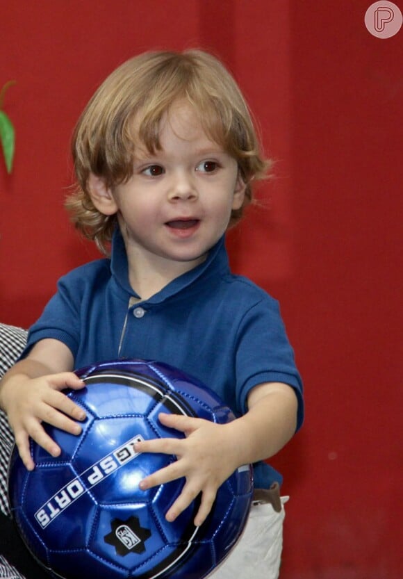 Vittorio, de 2 anos, é fruto da união de Adriane Galisteu com o empresário Alexandre Iódice