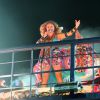 Daniela Mercury comemora 30 anos do axé music em cima do trio e rodeada de caveiras coloridas no Carnaval de Salvador, na Bahia, nesta sexta-feira, 13 de fevereiro de 2015