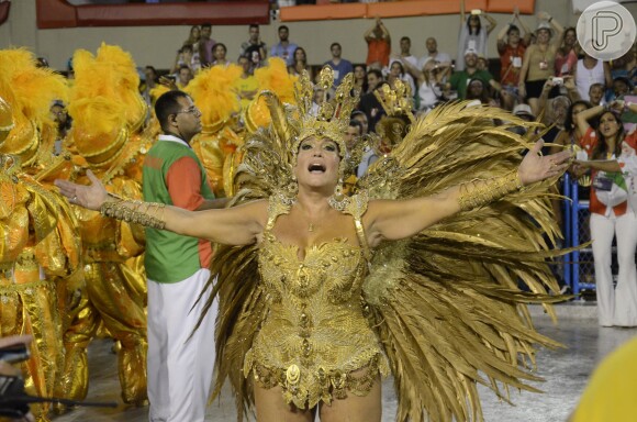 Susana Vieira foi rainha de bateria da Grande Rio neste Carnaval, no desfile que aconteceu na madrugada desta segunda-feira, 16 de fevereiro de 2015